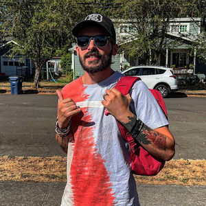 Meet your Posher, Cameron